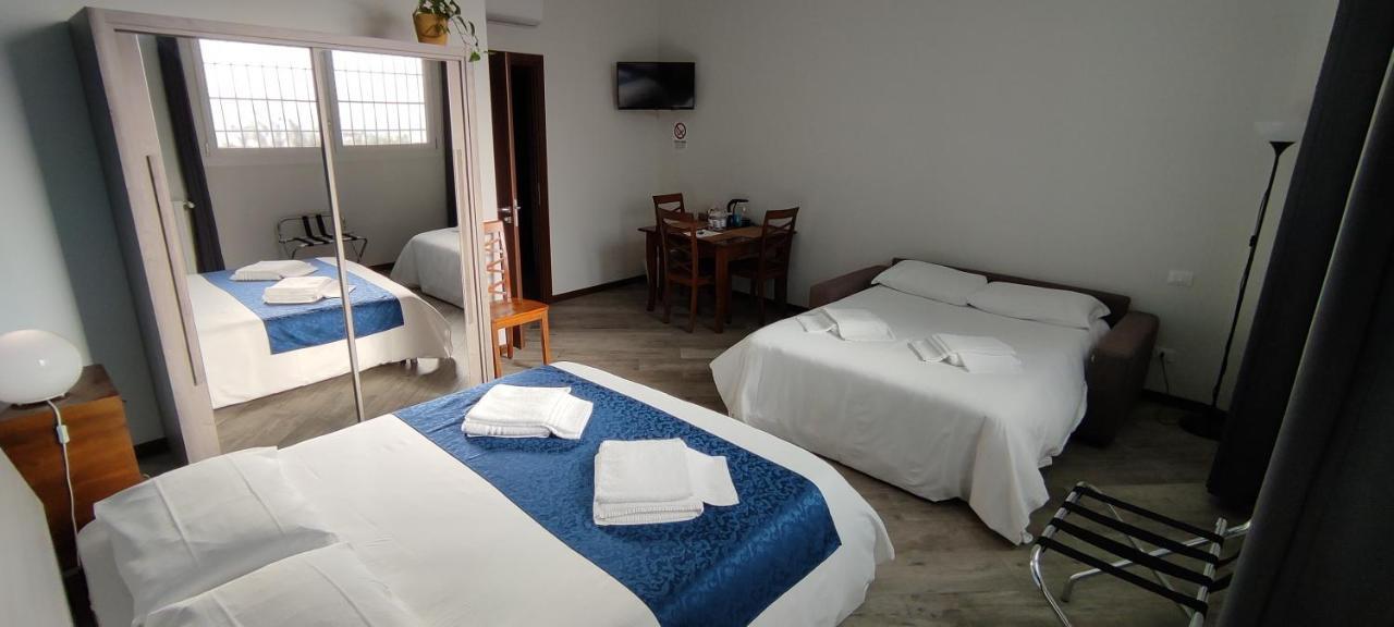 Sansirofiera Rooms Milan Exterior photo